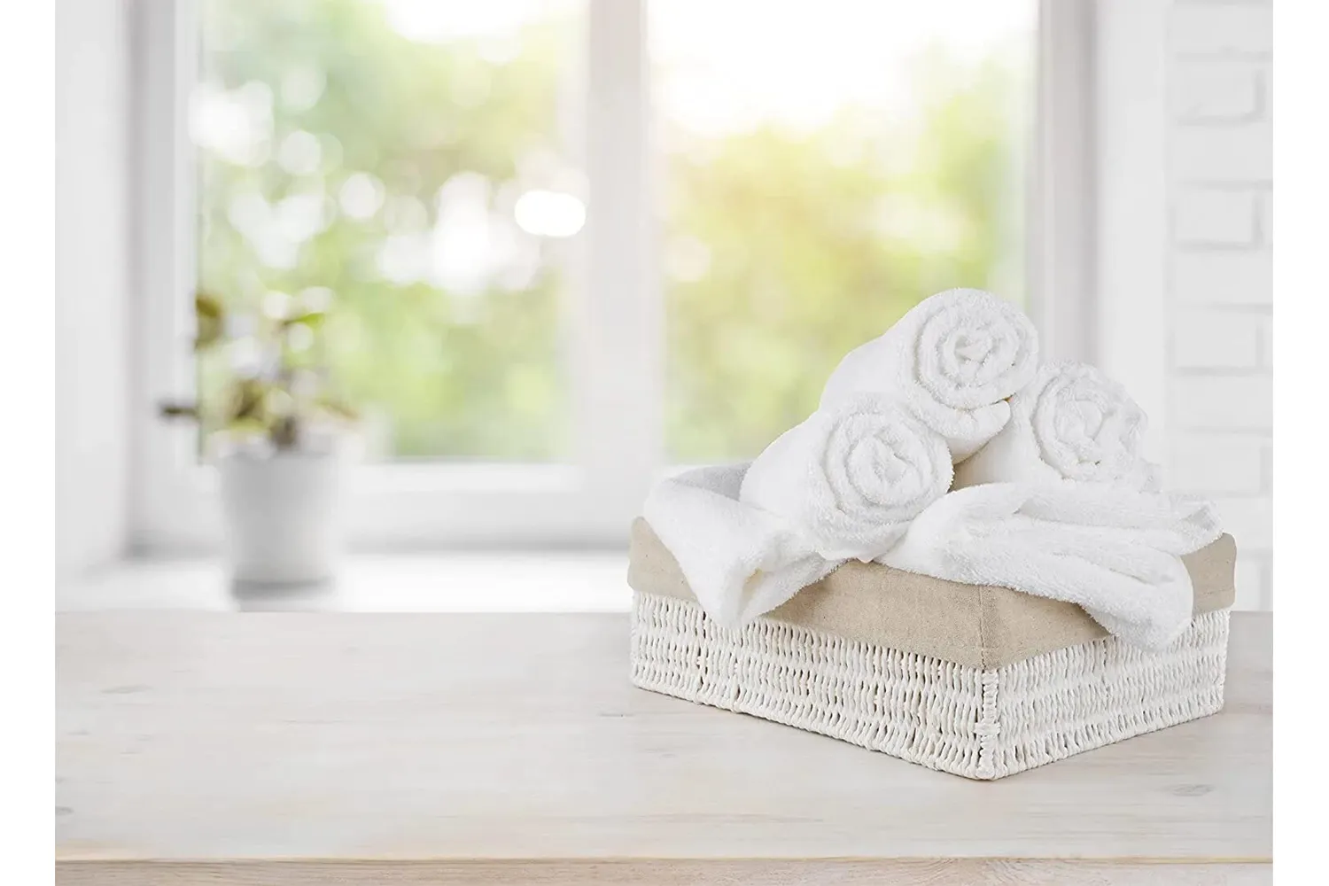 GOLD TEXTILES Premium 100% Cotton White Bath Towel Set (24 x 50 Inch) High Absorbency Multipurpose Quick Drying Pool Gym Hotel Spa Bath Towels